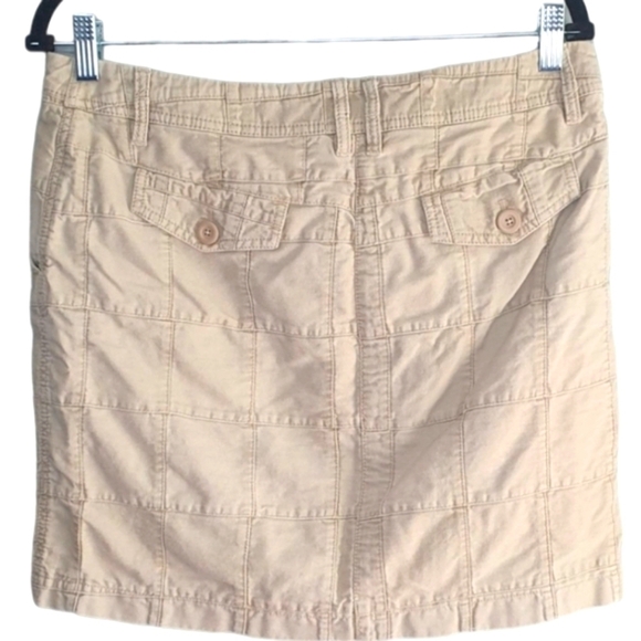 LOFT Khaki Mini Trendy Y2K Skirt Womens Size 8 Neutral Feminine Patchwork - Picture 3 of 6